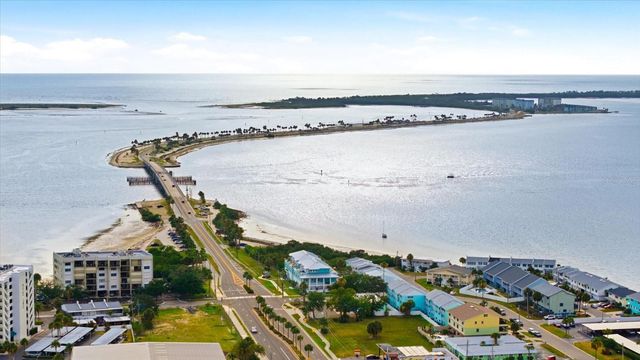 2240 GULF VIEW BOULEVARD, Dunedin, FL 34698