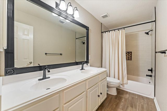 18203 Olive Tree Court, Cypress, TX 77429