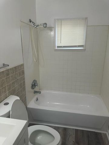 20872 Atlantic Avenue, Warren, MI 48091