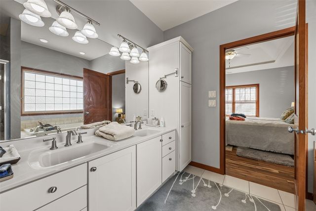 3036 Old Orchard Road NE, Cedar Rapids, IA 52402