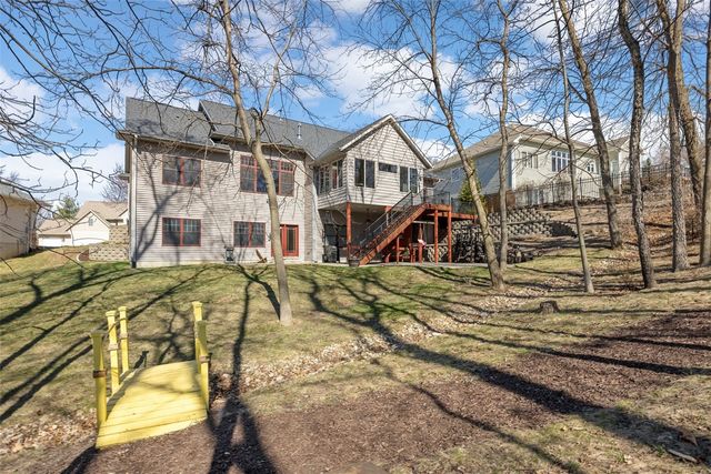 3036 Old Orchard Road NE, Cedar Rapids, IA 52402