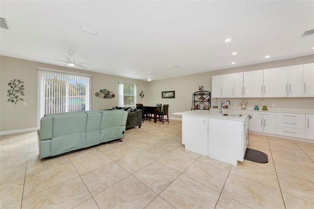 3221 3RD STREET E, Bradenton, FL 34208