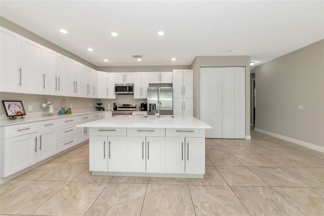 3221 3RD STREET E, Bradenton, FL 34208