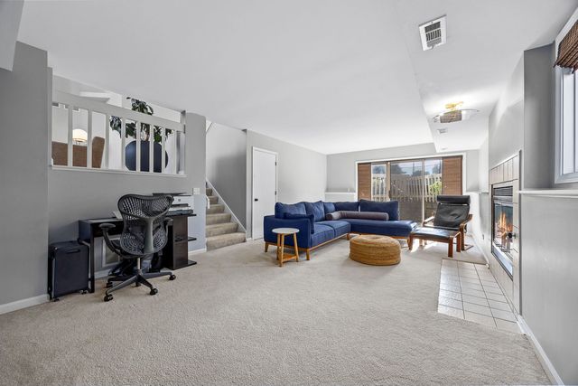 2108 Yellowstar Lane, Naperville, IL 60564