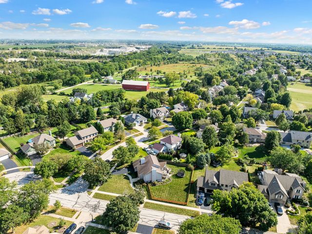 2108 Yellowstar Lane, Naperville, IL 60564