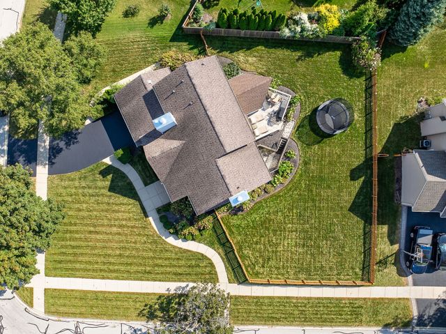 2108 Yellowstar Lane, Naperville, IL 60564