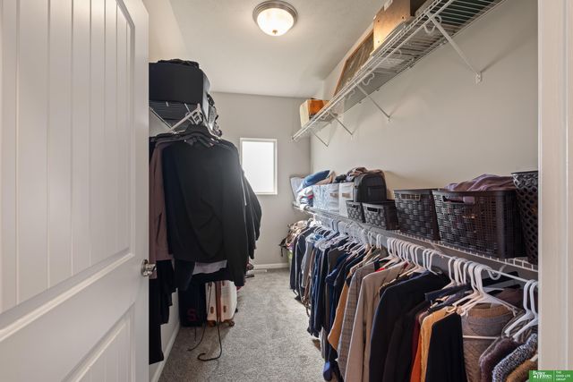 21051 Polk Street, Elkhorn, NE 68022