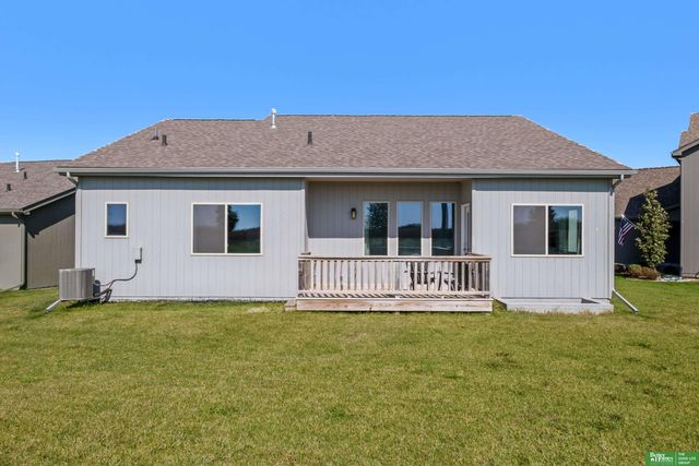 21051 Polk Street, Elkhorn, NE 68022