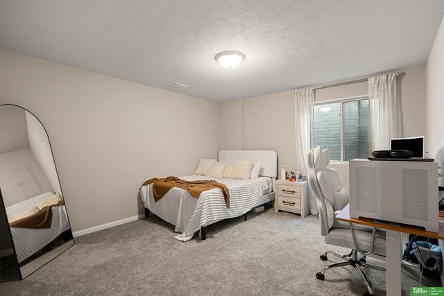 21051 Polk Street, Elkhorn, NE 68022