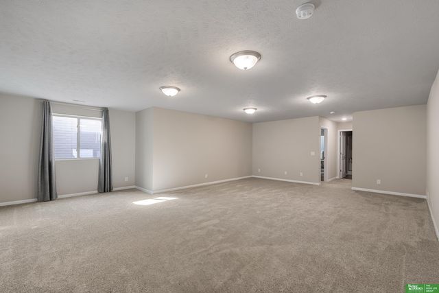 21051 Polk Street, Elkhorn, NE 68022