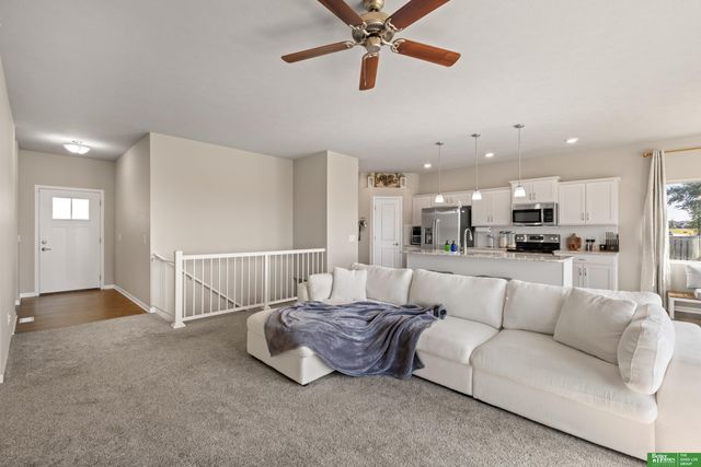 21051 Polk Street, Elkhorn, NE 68022