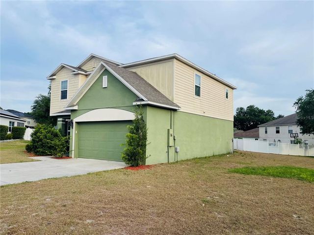 807 GLEN CREEK COURT, Fruitland Park, FL 34731