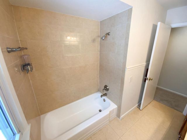 2316 W 97th Street, Bloomington, MN 55431