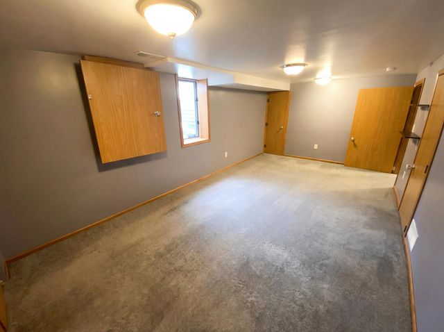 2316 W 97th Street, Bloomington, MN 55431