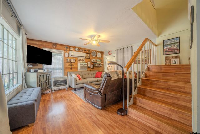 1100 Cypress Creek Drive, Mt Vernon, TX 75457