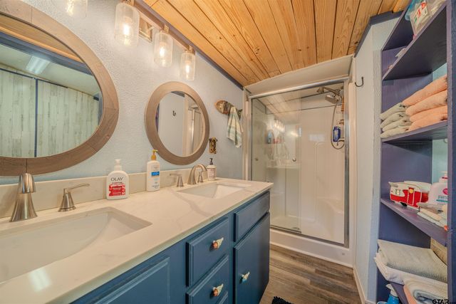 1100 Cypress Creek Drive, Mt Vernon, TX 75457