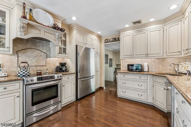 45 Union Hill Rd, Parsippany-troy Hills Twp., NJ 07950