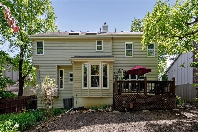13929 W 76th Circle, Lenexa, KS 66216