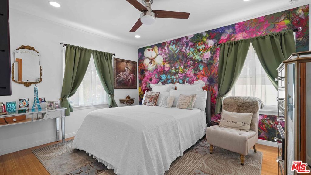 Image 11 of property listing at 3801 Sutro Avenue, Los Angeles, CA 90008