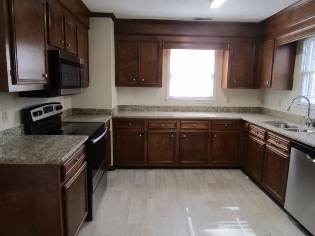 110 Delorme Court, Sumter, SC 29150