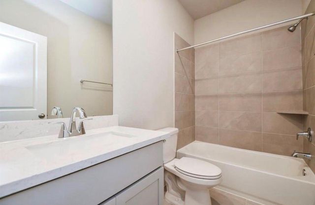 6703 Arabella Lakes, Richmond, TX 77469