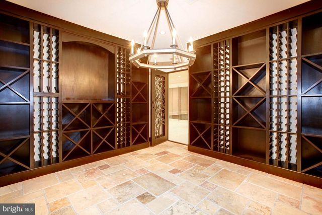 35B ELSIRAGY CT, Mclean, VA 22102