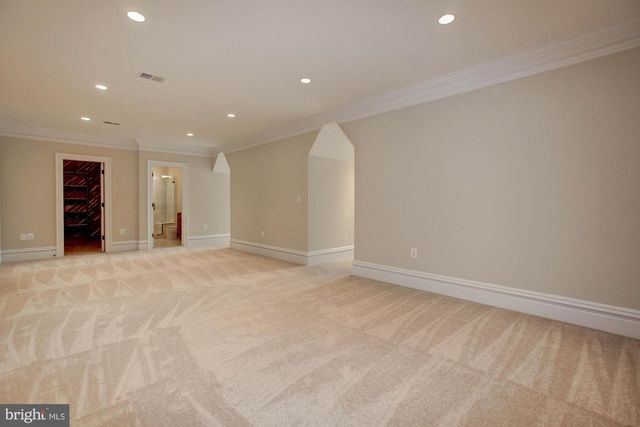 35B ELSIRAGY CT, Mclean, VA 22102