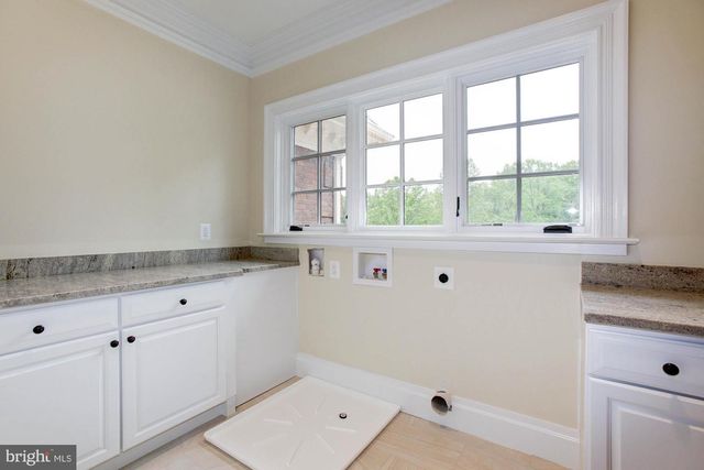 35B ELSIRAGY CT, Mclean, VA 22102