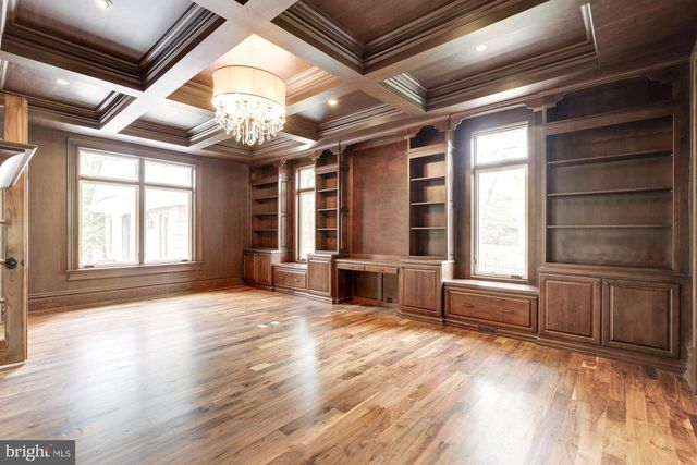 35B ELSIRAGY CT, Mclean, VA 22102