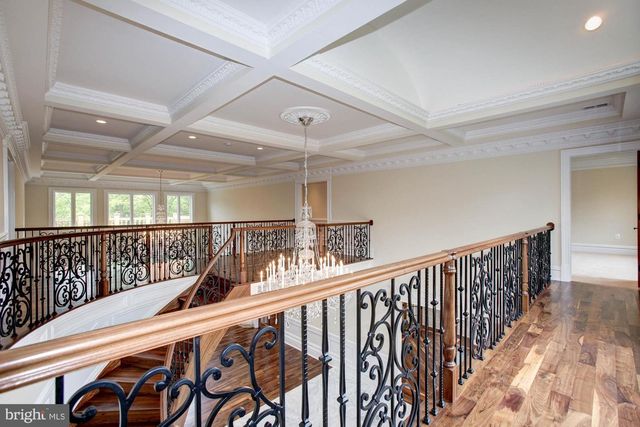 35B ELSIRAGY CT, Mclean, VA 22102