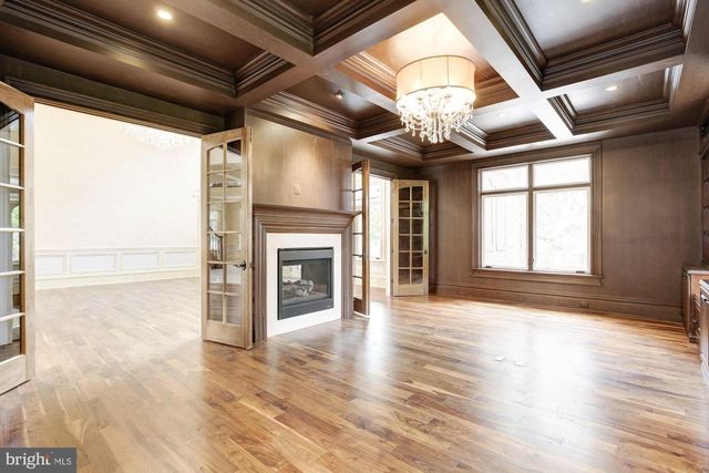 35B ELSIRAGY CT, Mclean, VA 22102