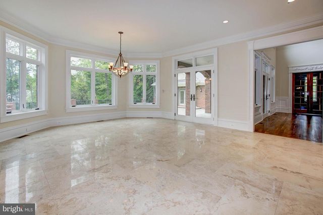 35B ELSIRAGY CT, Mclean, VA 22102