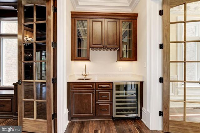 35B ELSIRAGY CT, Mclean, VA 22102