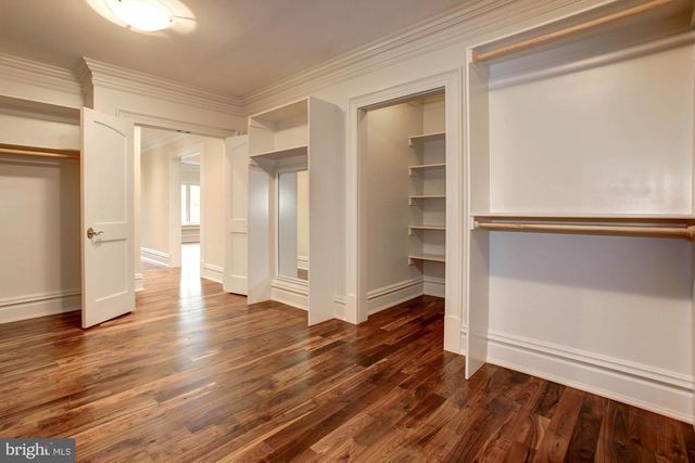 35B ELSIRAGY CT, Mclean, VA 22102