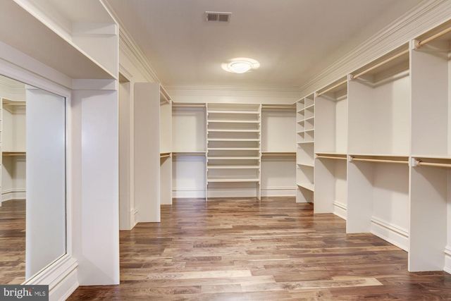 35B ELSIRAGY CT, Mclean, VA 22102