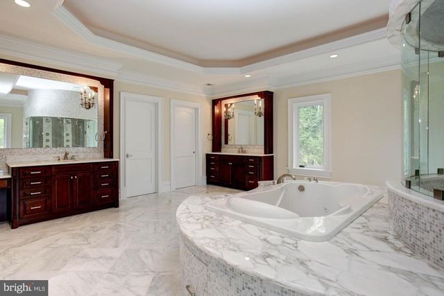 35B ELSIRAGY CT, Mclean, VA 22102