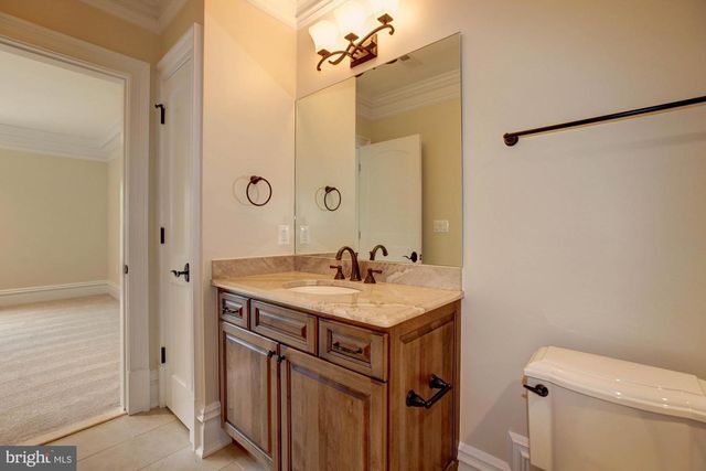 35B ELSIRAGY CT, Mclean, VA 22102