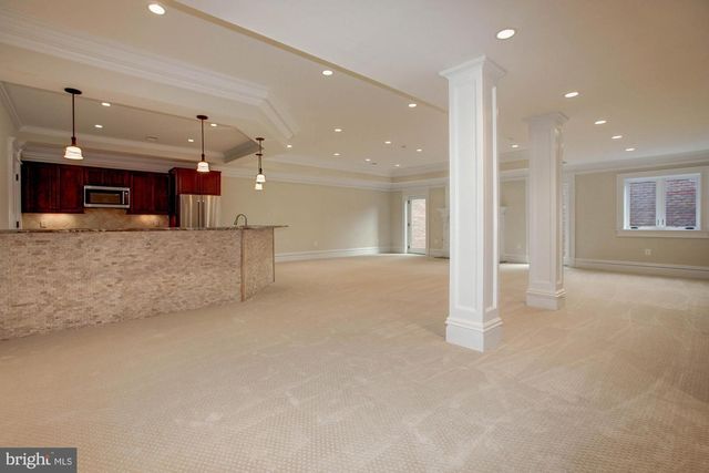 35B ELSIRAGY CT, Mclean, VA 22102