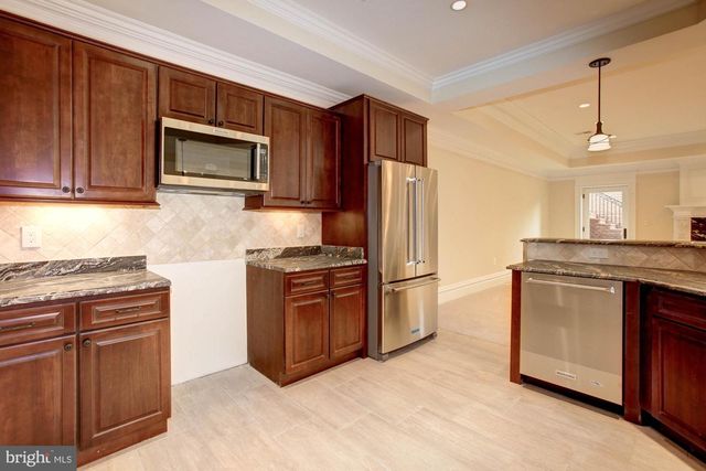 35B ELSIRAGY CT, Mclean, VA 22102