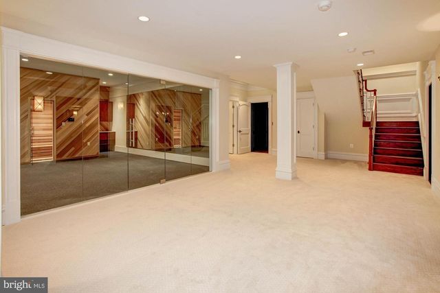 35B ELSIRAGY CT, Mclean, VA 22102