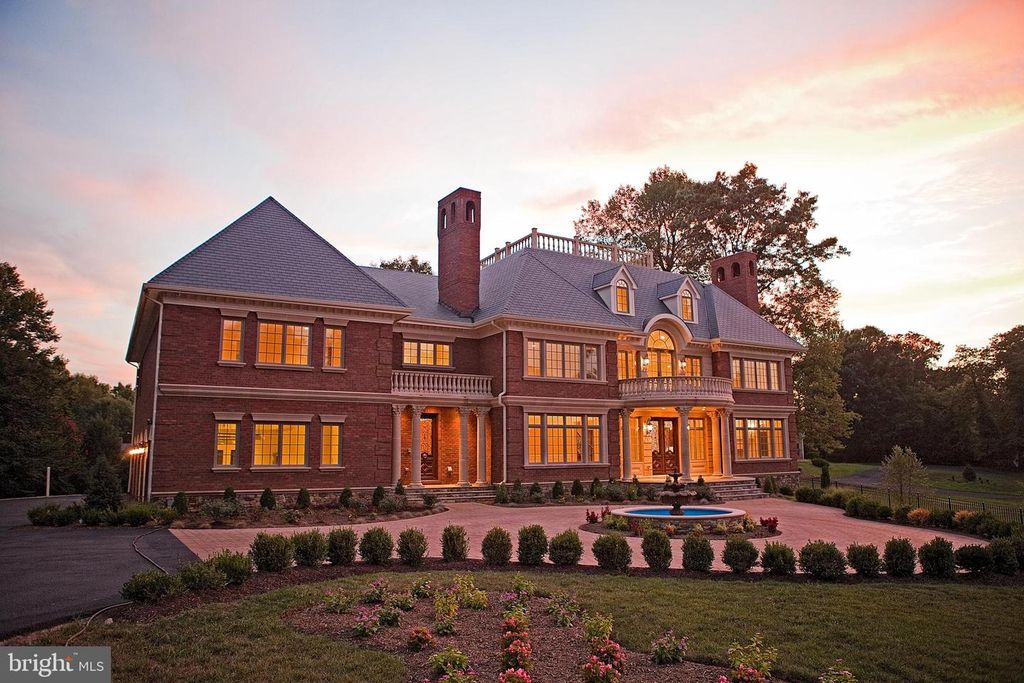 35B ELSIRAGY CT, Mclean, VA 22102