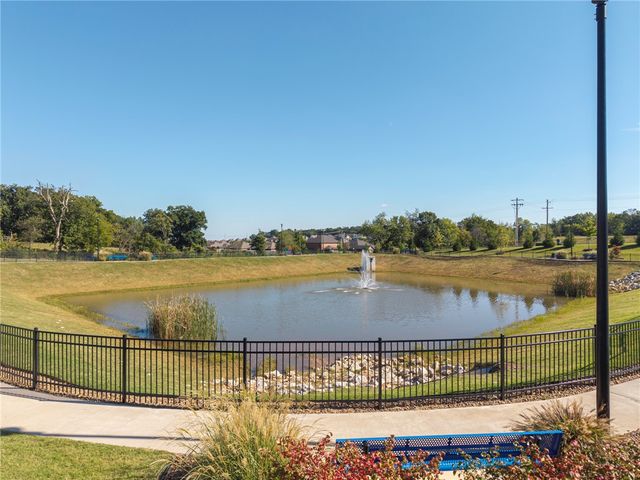 1850 Peacock Road, Centerton, AR 72719