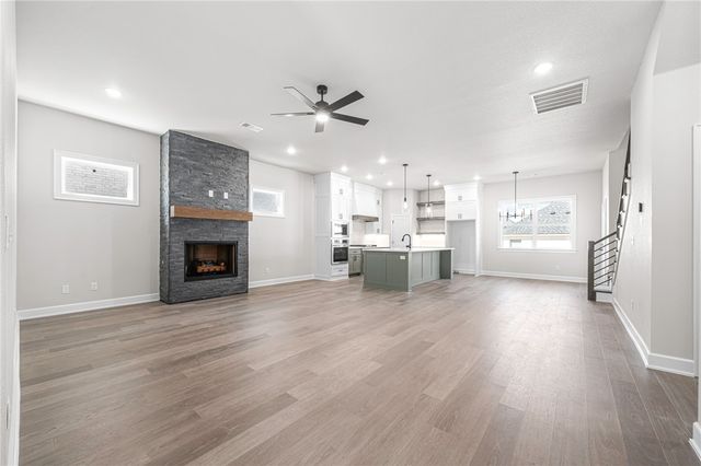 1850 Peacock Road, Centerton, AR 72719
