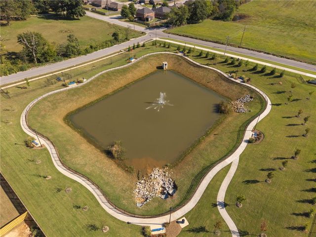 1850 Peacock Road, Centerton, AR 72719