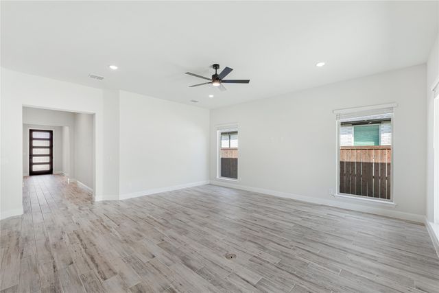 2329 Flora Drive, Mclendon Chisholm, TX 75032
