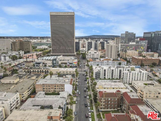 514 S Mariposa Avenue, Los Angeles, CA 90020