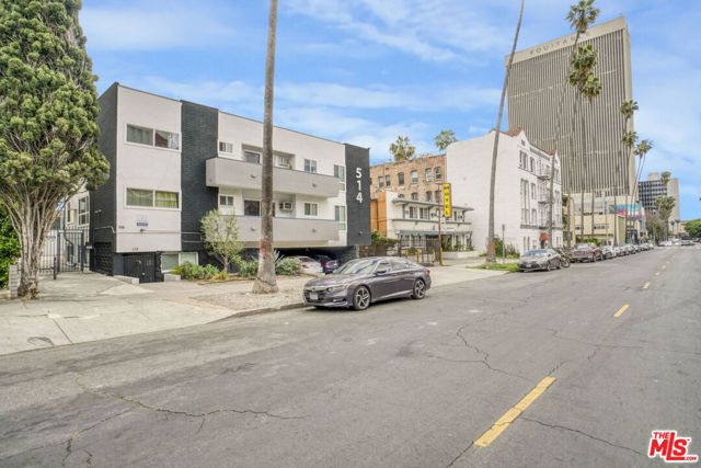 514 S Mariposa Avenue, Los Angeles, CA 90020