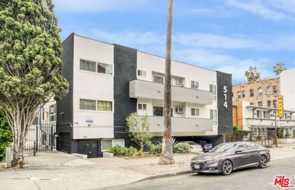 514 S Mariposa Avenue, Los Angeles, CA 90020