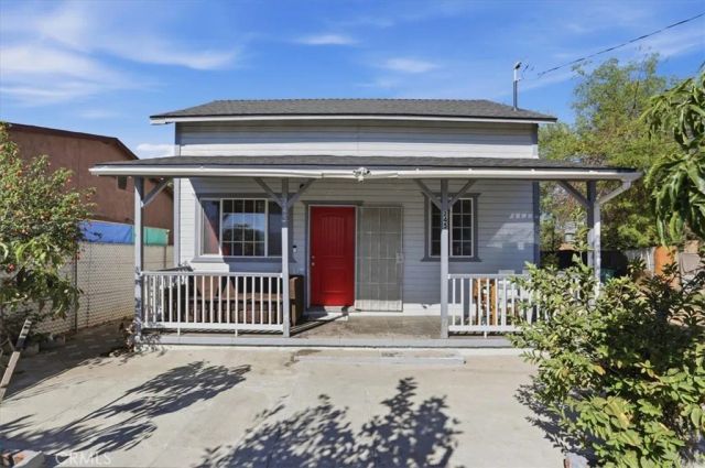 245 Commercial Avenue, Riverside, CA 92507