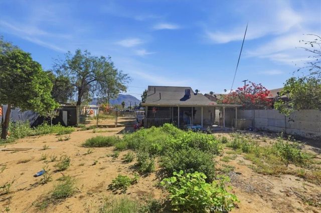 245 Commercial Avenue, Riverside, CA 92507